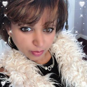 Meet your Posher, Janeth